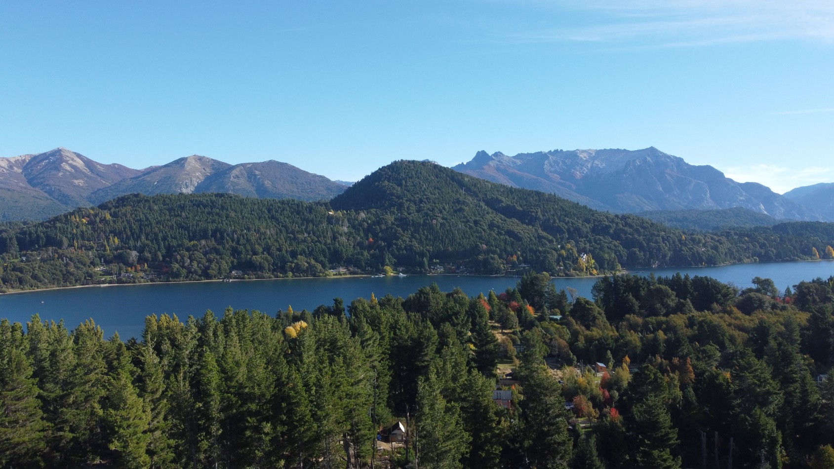 Tu Refugio Ideal en Bariloche: Duplex de 76 m² a Estrenar en Peninsula San Pedro