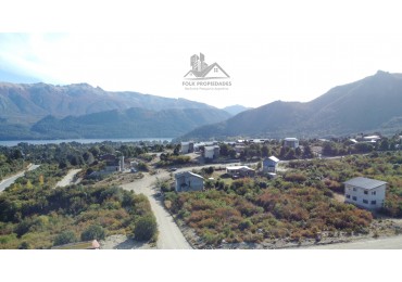 Lote en esquina Apto Ph de 1234m2 en Lomas del Cauquen Bariloche.